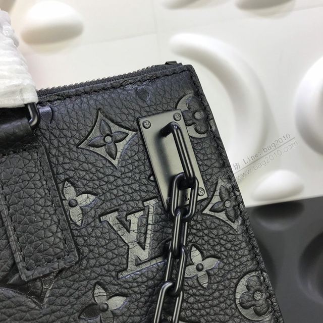 LV包 LV男包 M44476黑色牛皮 Runway bags 2020ss men’s走秀款 經典荔枝紋牛皮 LV手拎斜背包  ydh3246